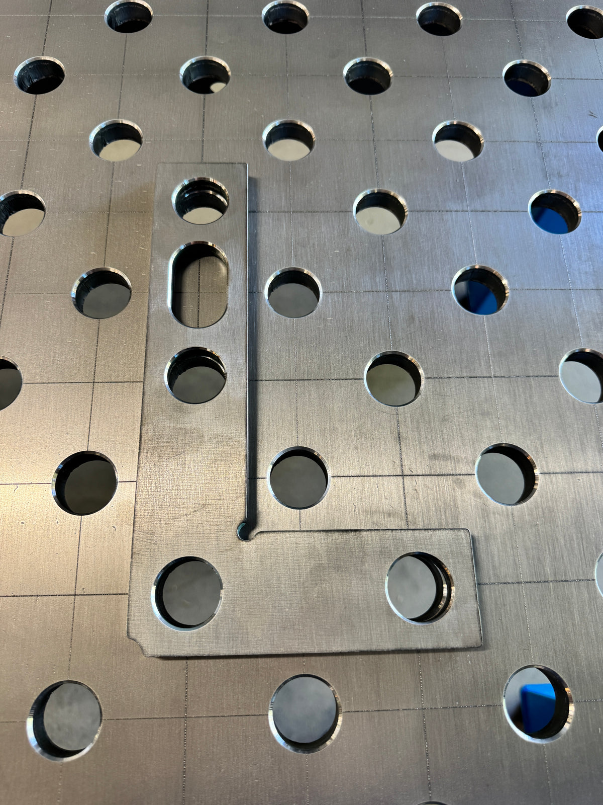 Platt vinkel 150x250 mm Ø28 10 mm