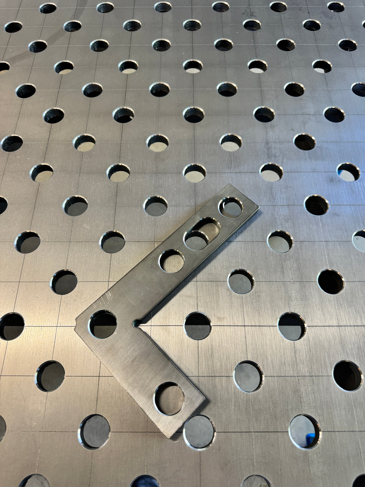 Platt vinkel 150x250 mm Ø28 10 mm